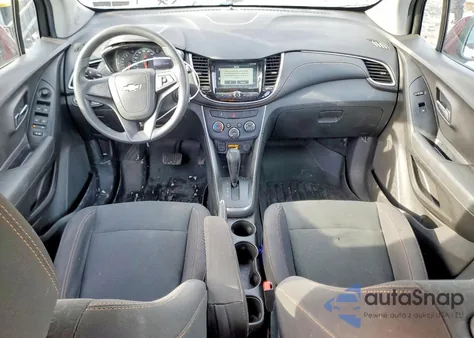 2017 Chevrolet Trax Ls z USA, uszkodzony, nr VIN 3GNCJNSB2HL203015